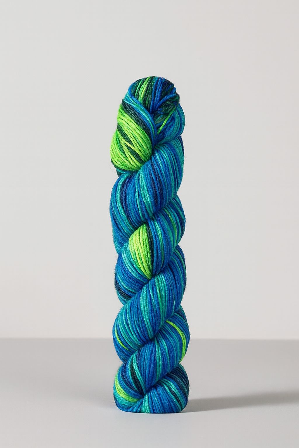 Urth Yarns Rare 16