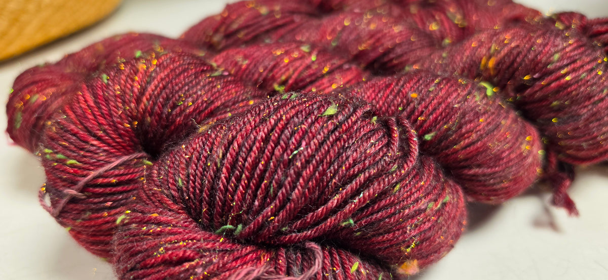 Waifu Yarns Tanoshii DK