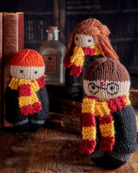 Harry Potter Knitting Magic Vol 2 by Tanis Gray